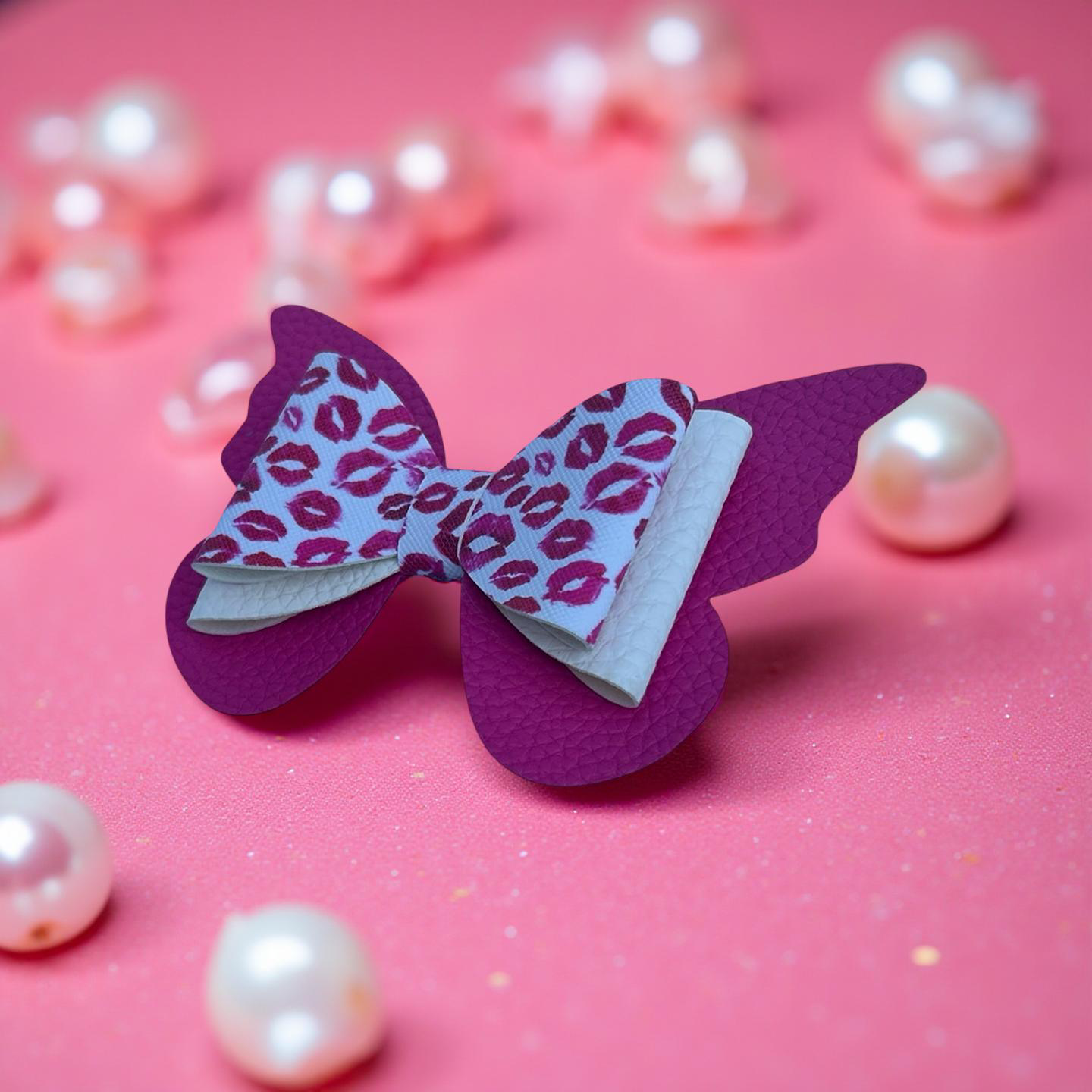 Kisses & Wings Hairbow