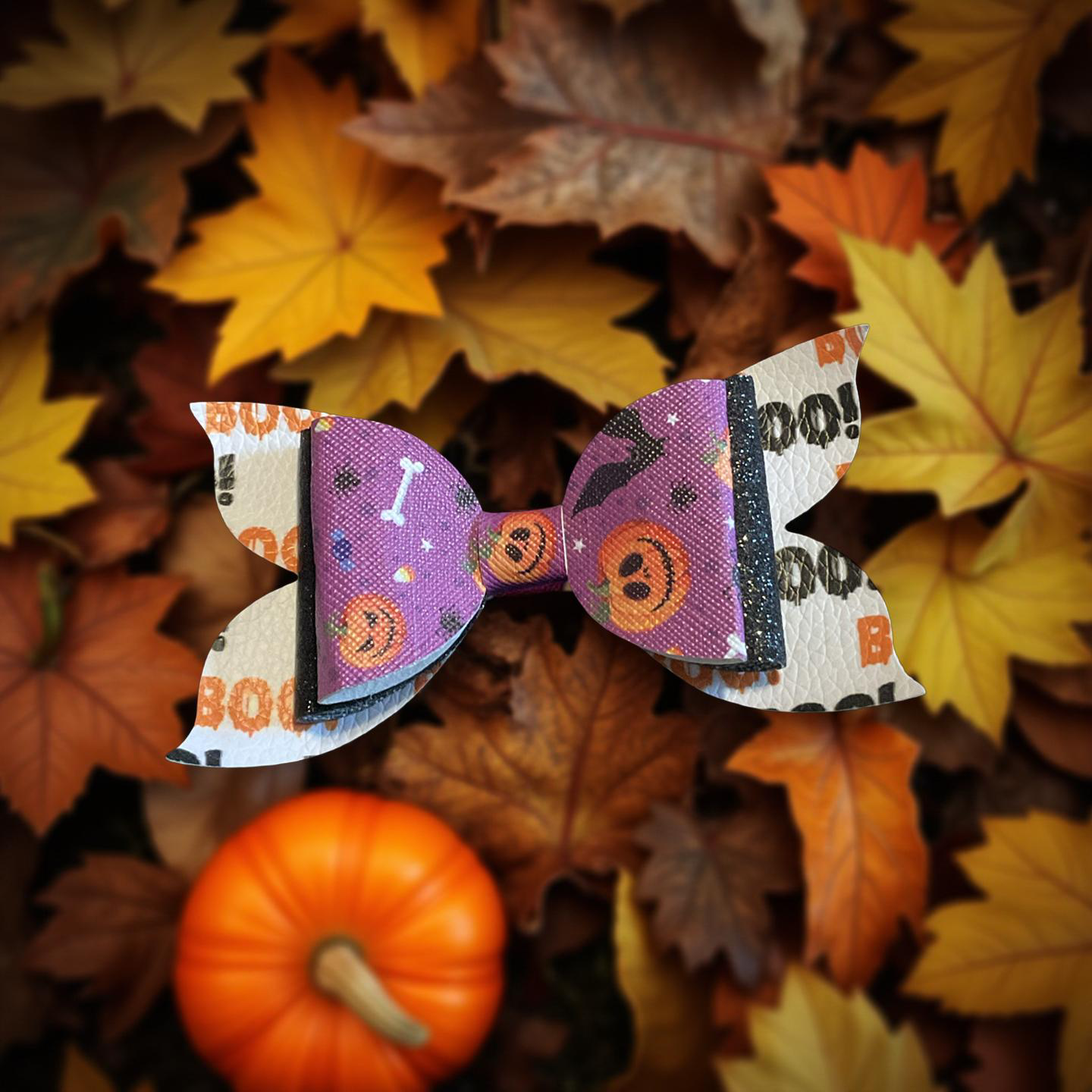 Spooktacular Sparkle Hairbow