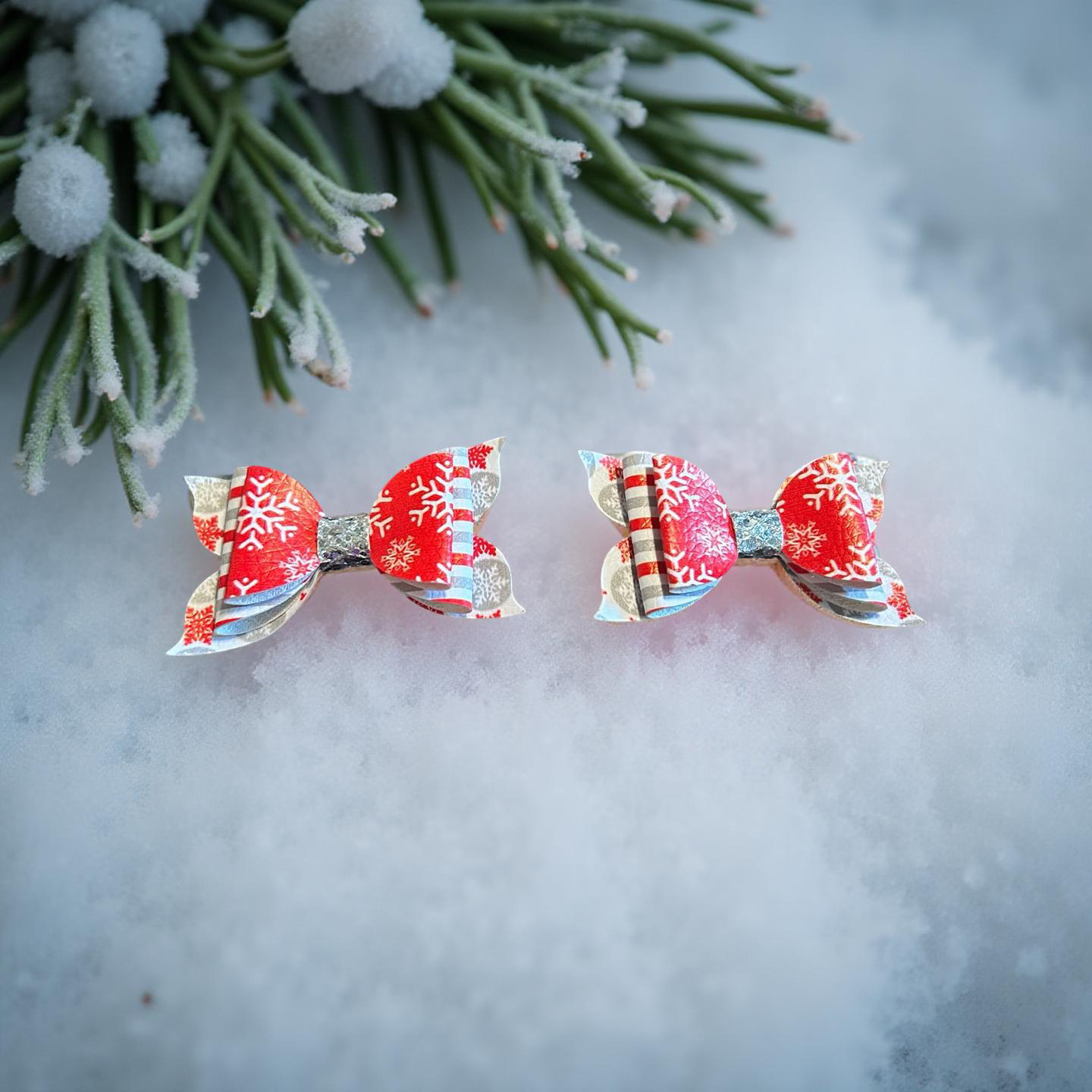 Snowflake Spark Bite- Size Bows