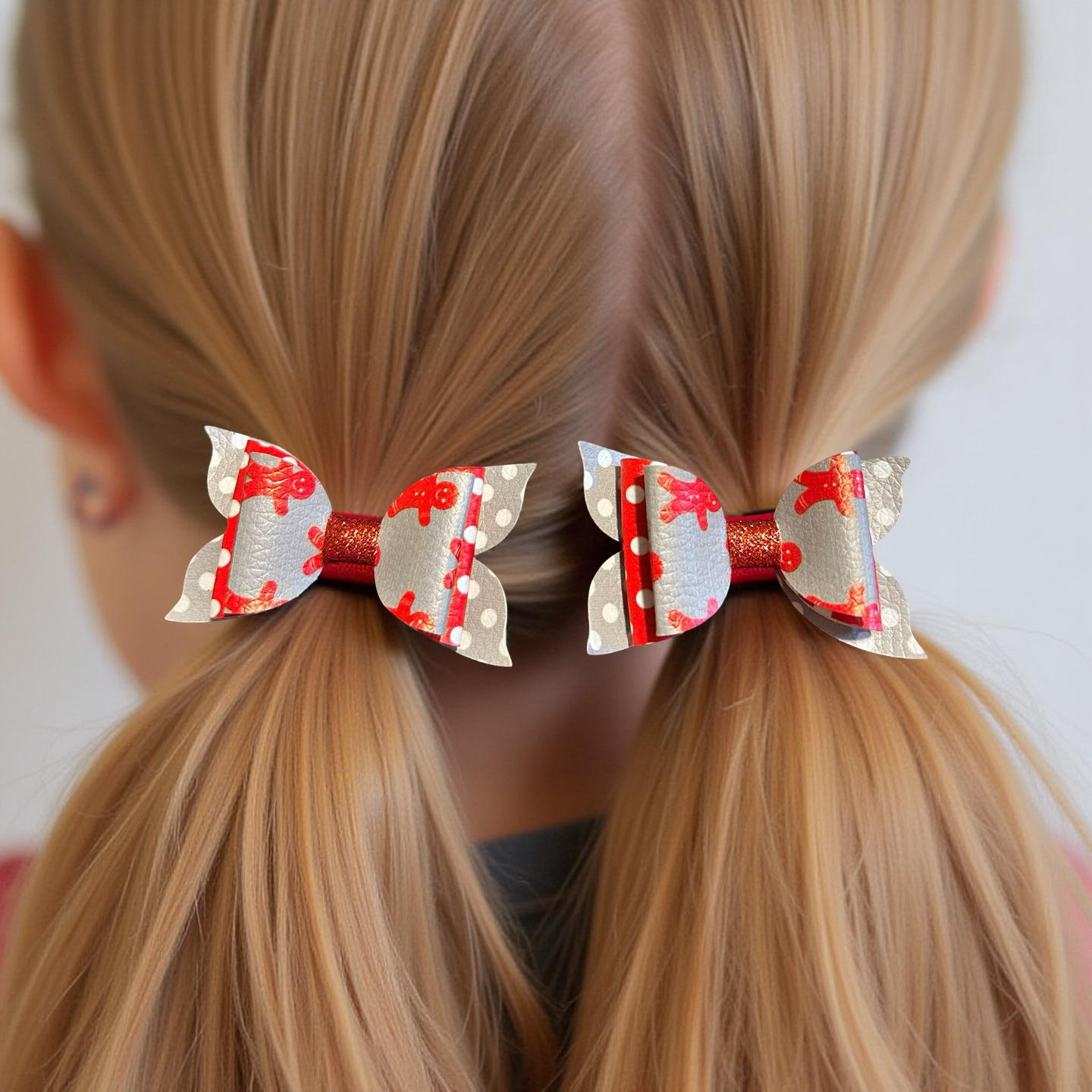 Gingerbread Giggles Bite- Size Bows