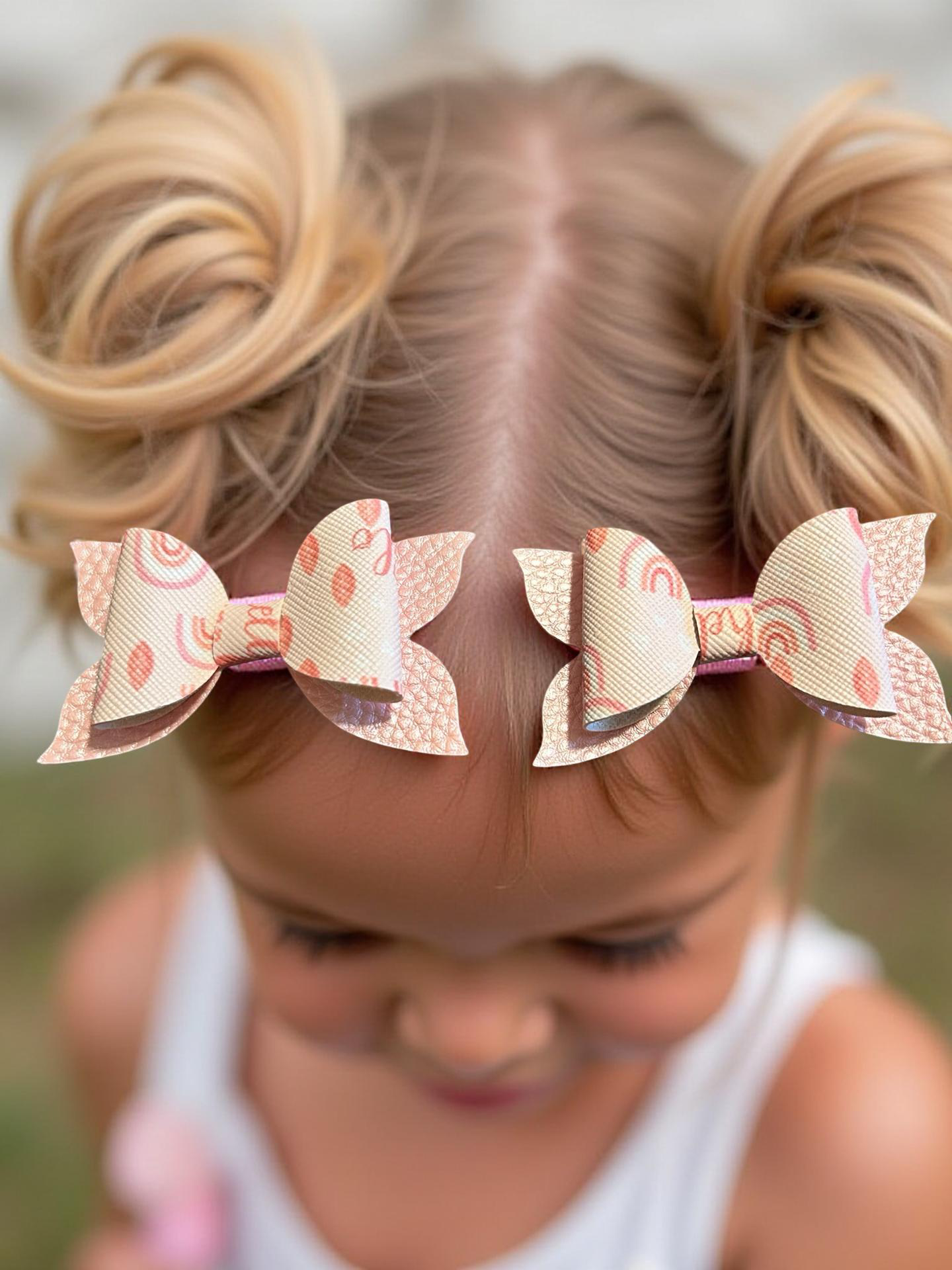 Sugarplum Sparkle Bite- Size Bows