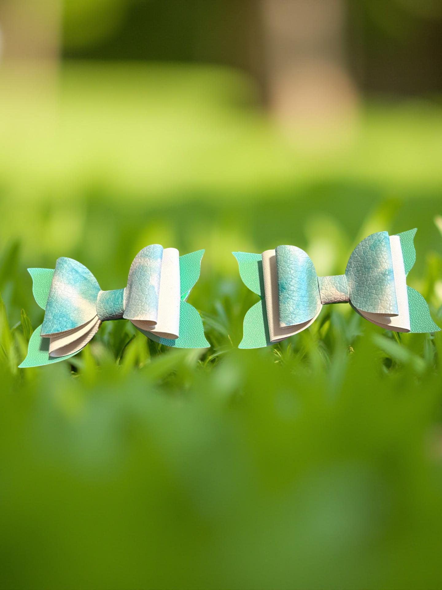 Meadow Moss Bite- Size Bows