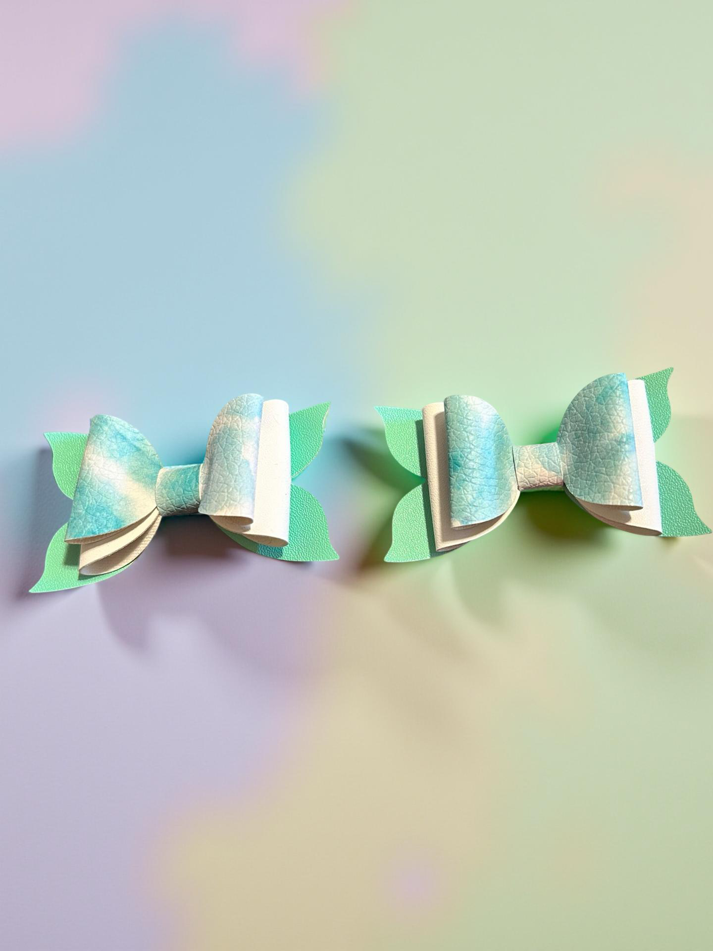 Meadow Moss Bite- Size Bows