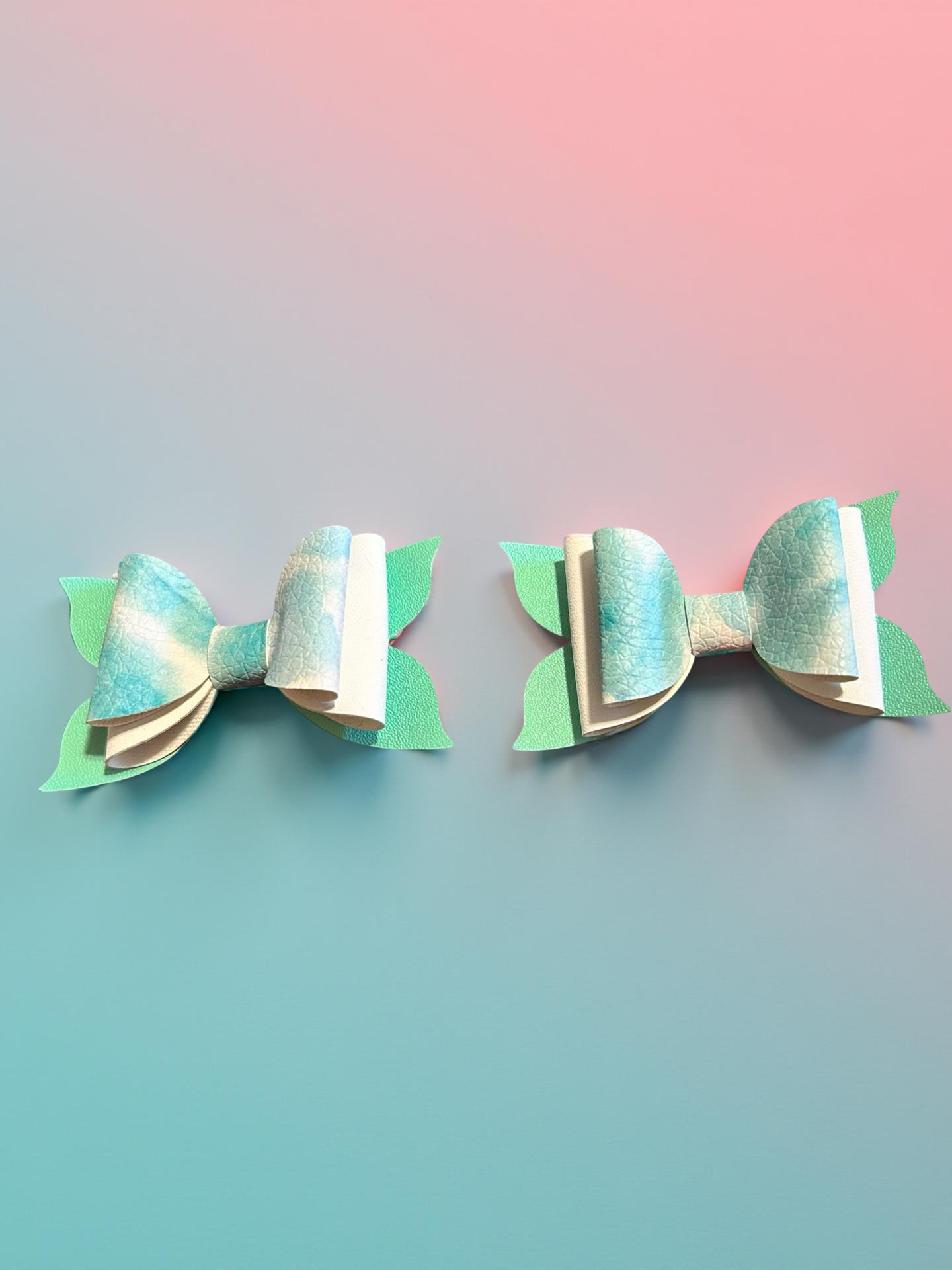 Meadow Moss Bite- Size Bows