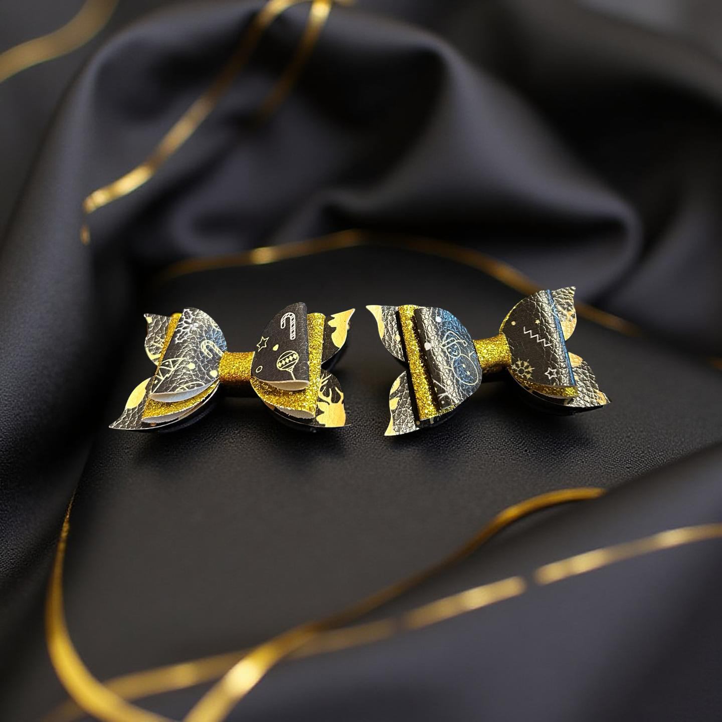 Midnight Mistletoe Bite-Size Bows