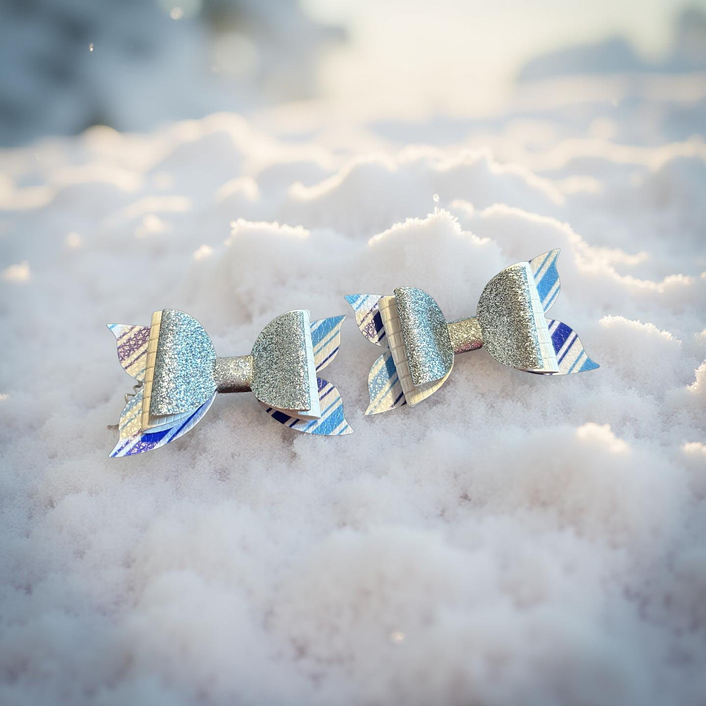 Frost Stripe Bite- Size Bows