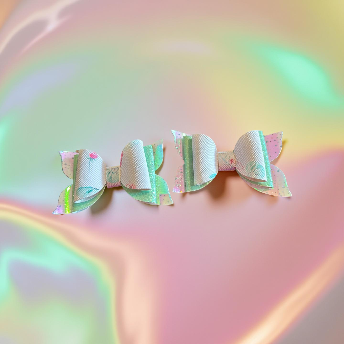 SugarGlint Charms Bite- Size Bows