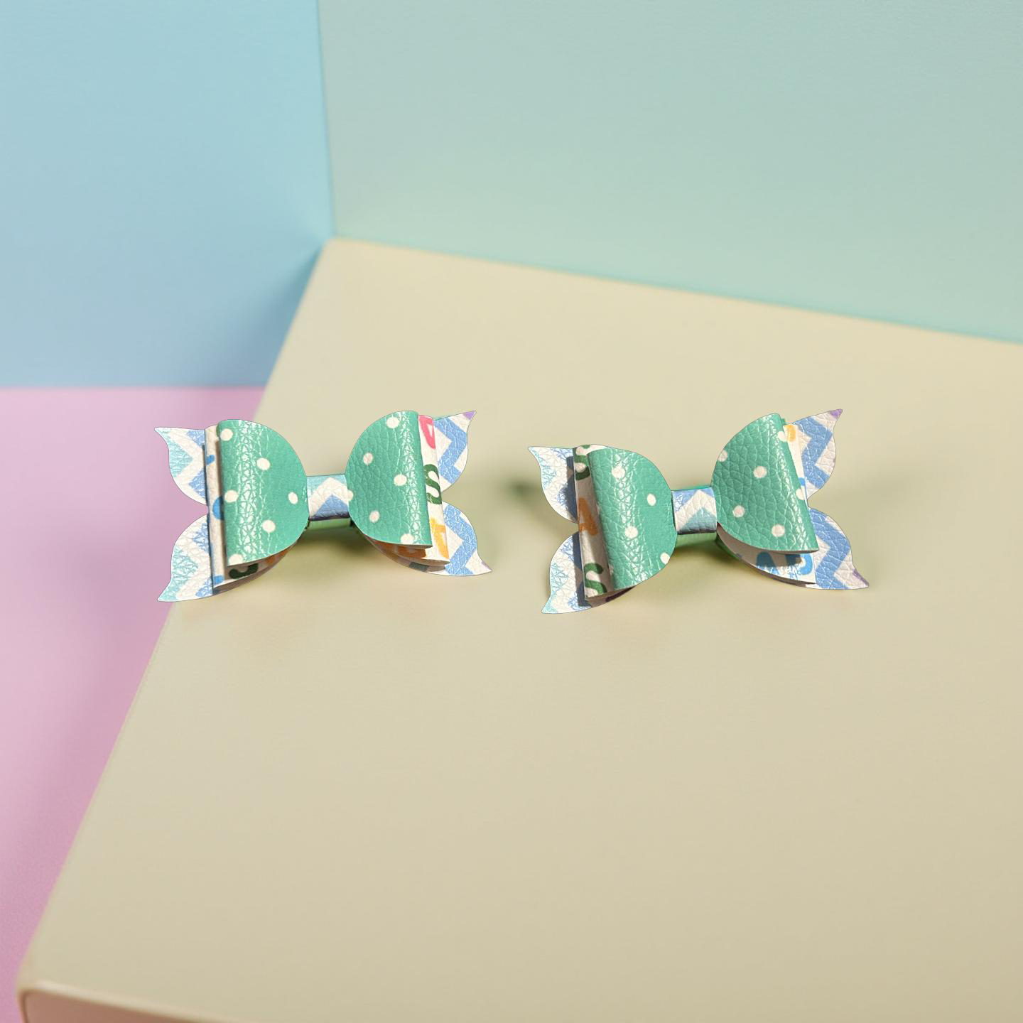 Teal Twinkle Ties Bite- Size Bows