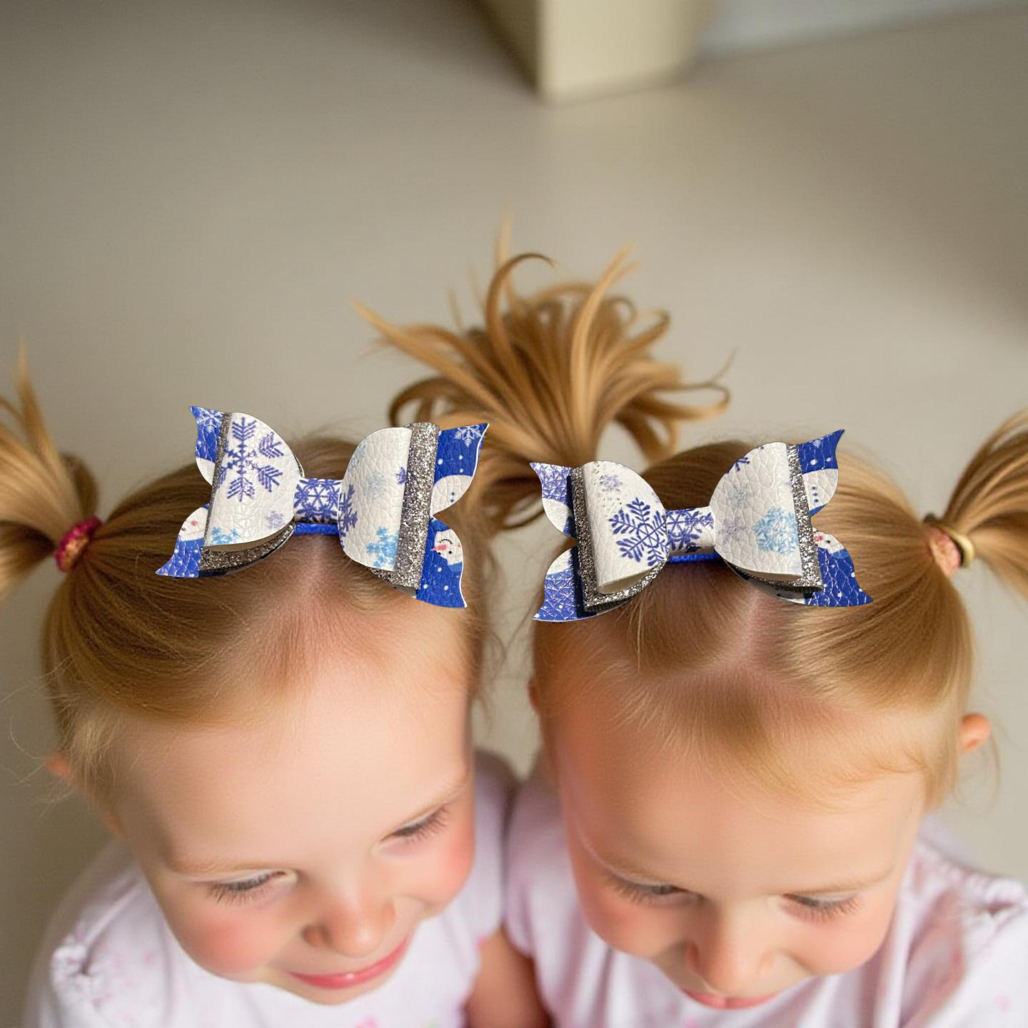 Winter Pop Delights Bite- Size Bows