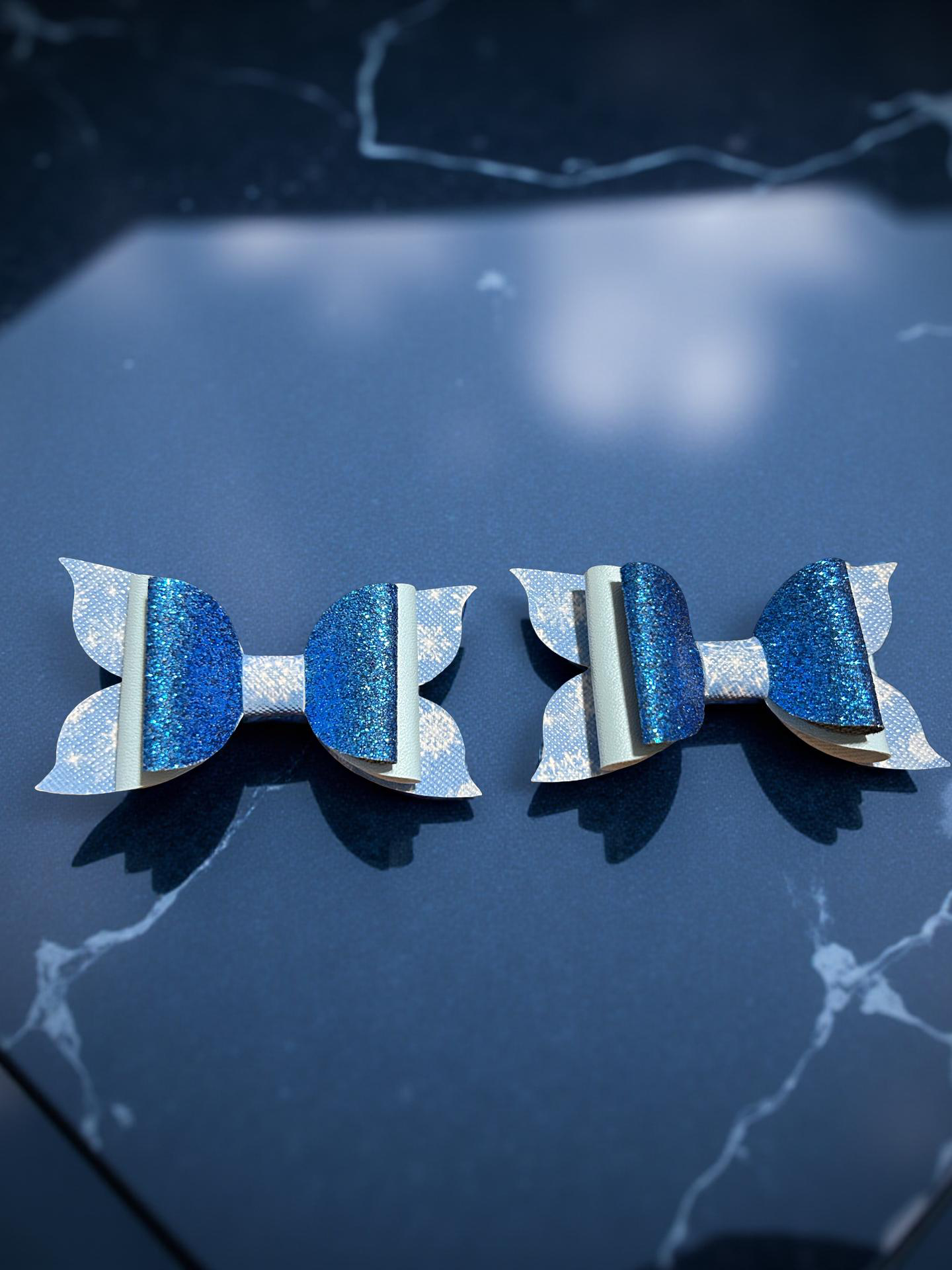 Glacier Gleam Bite Size Bows