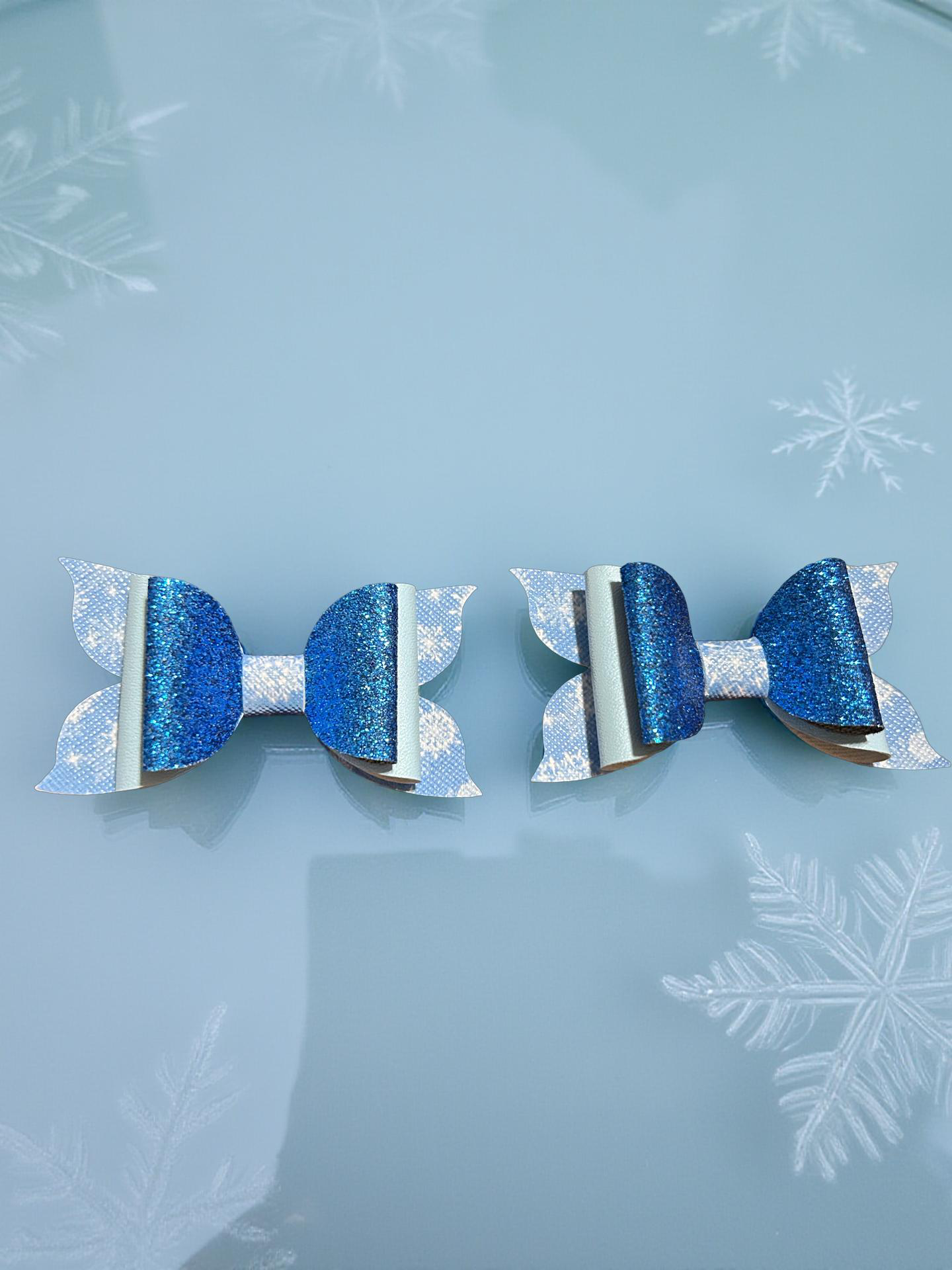 Glacier Gleam Bite Size Bows
