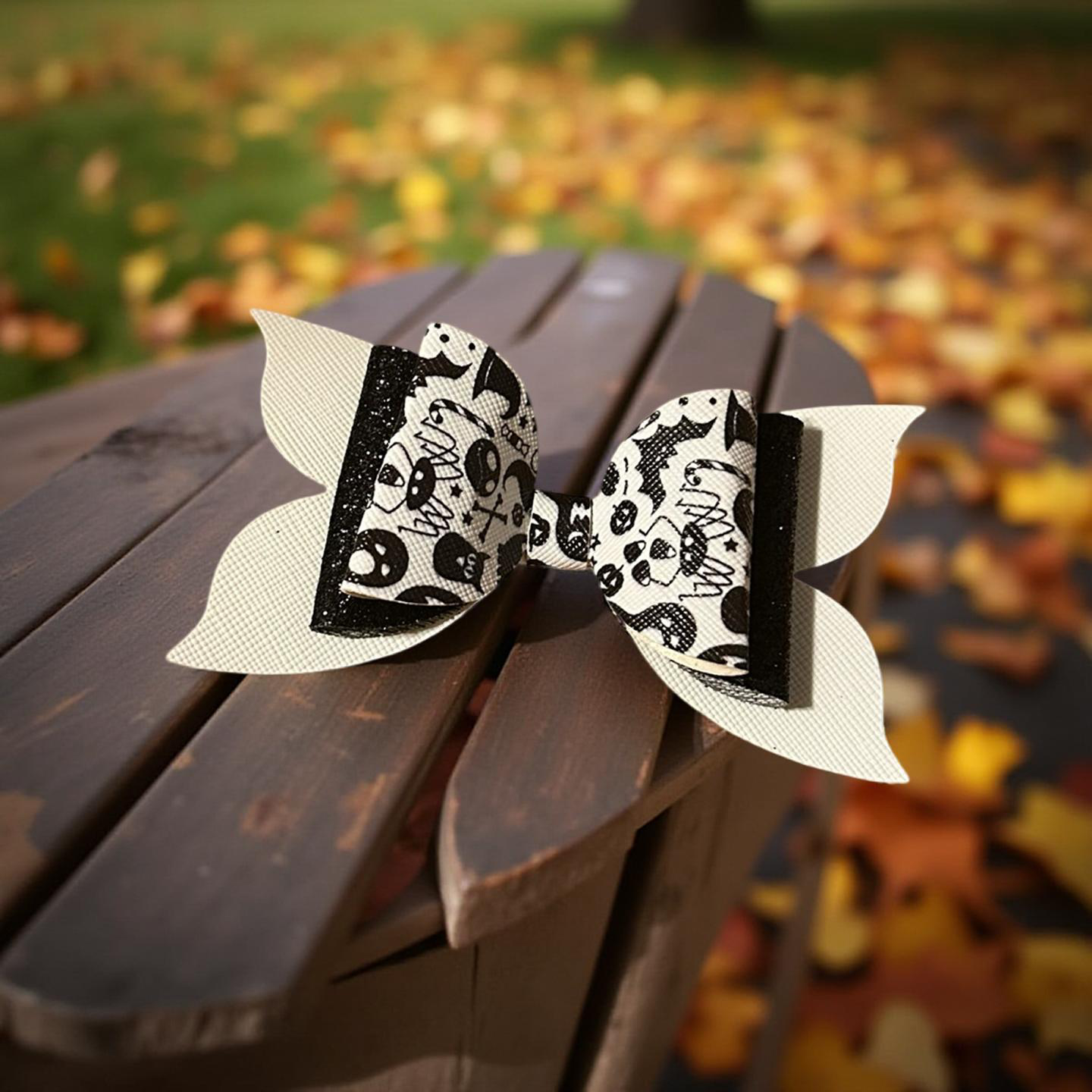 Skelly Chic Hairbow