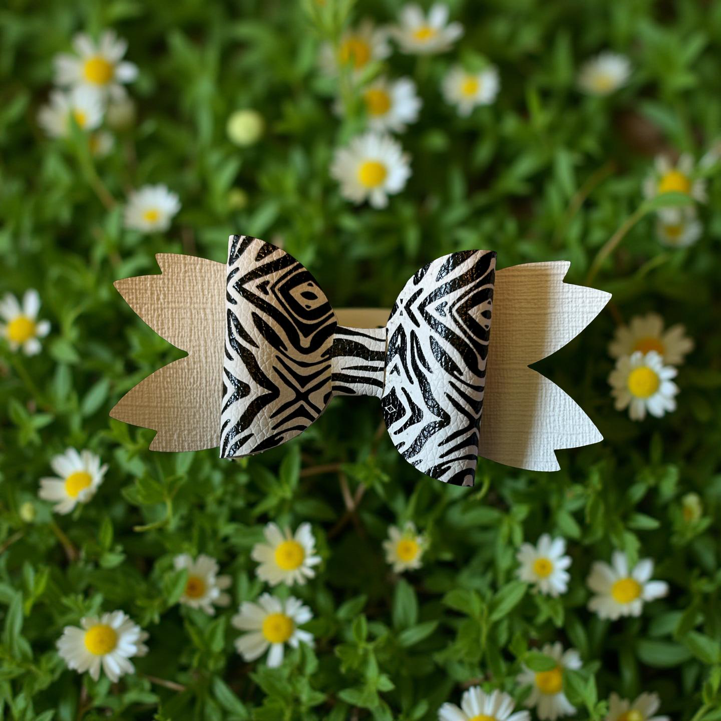 Zebra Zing Hairbow