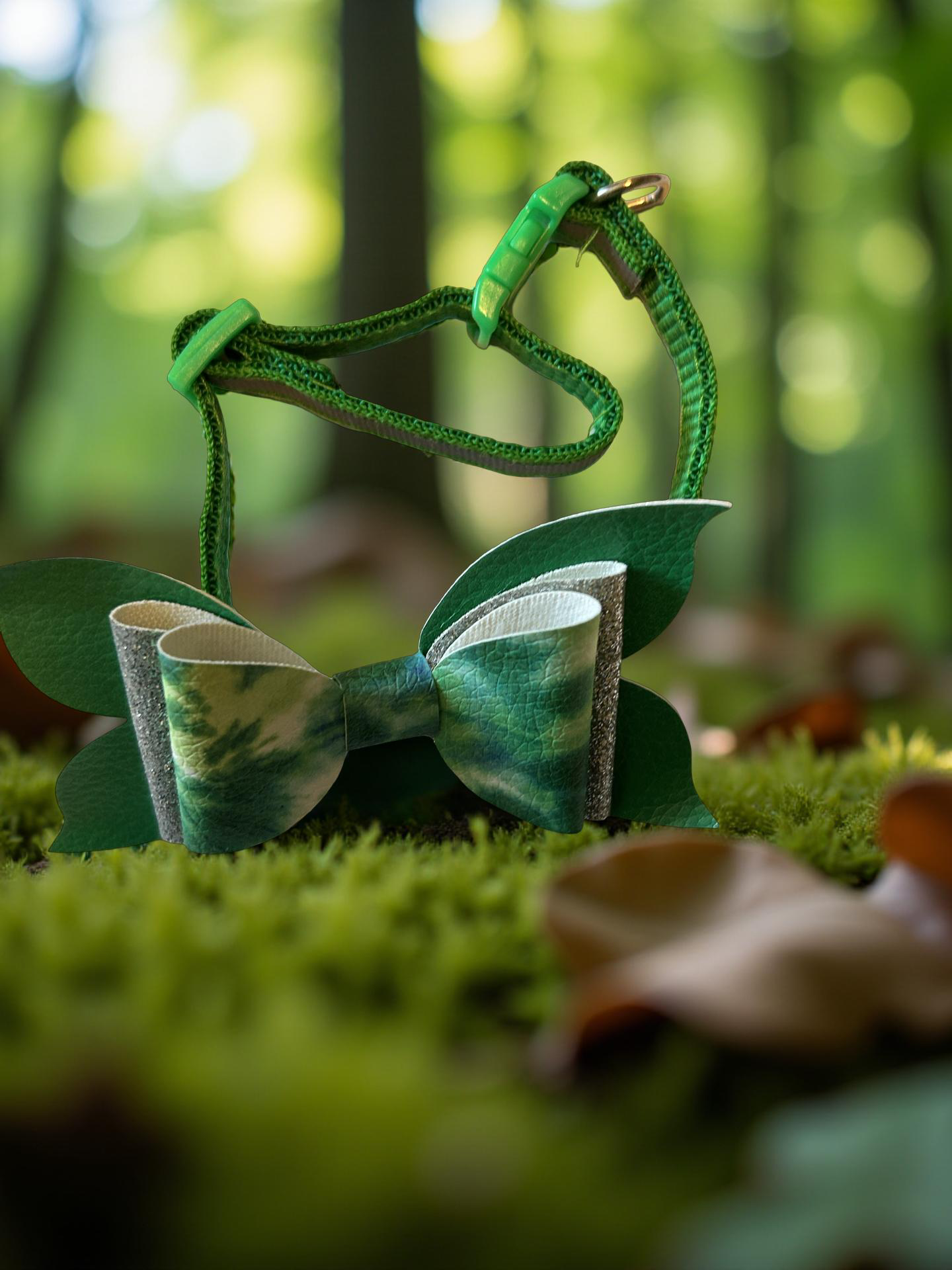 Leaf Me Wild Pet Collar