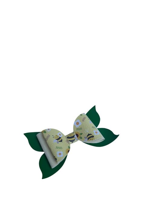 Buzzing Beauty Bow” 🐝🌼💛
