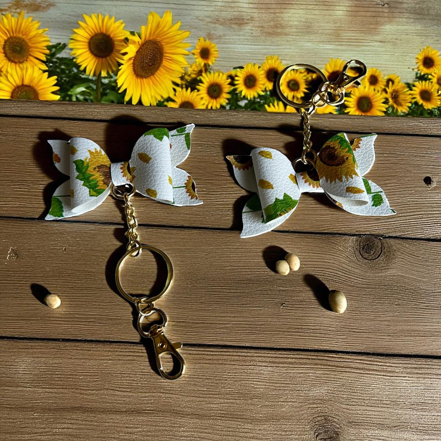 π» Sunshine & Blooms Keychain