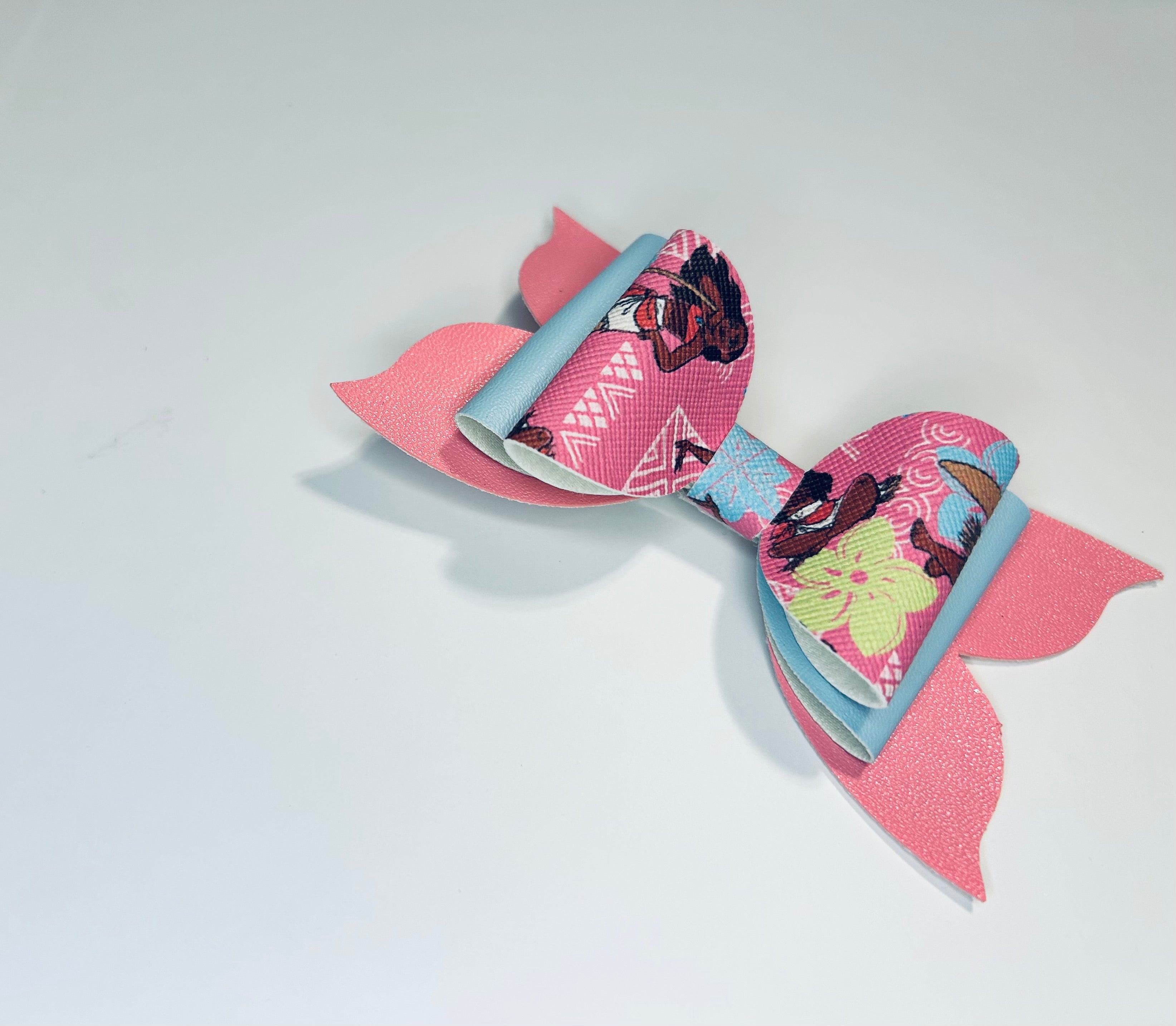Moana Adventure Bow