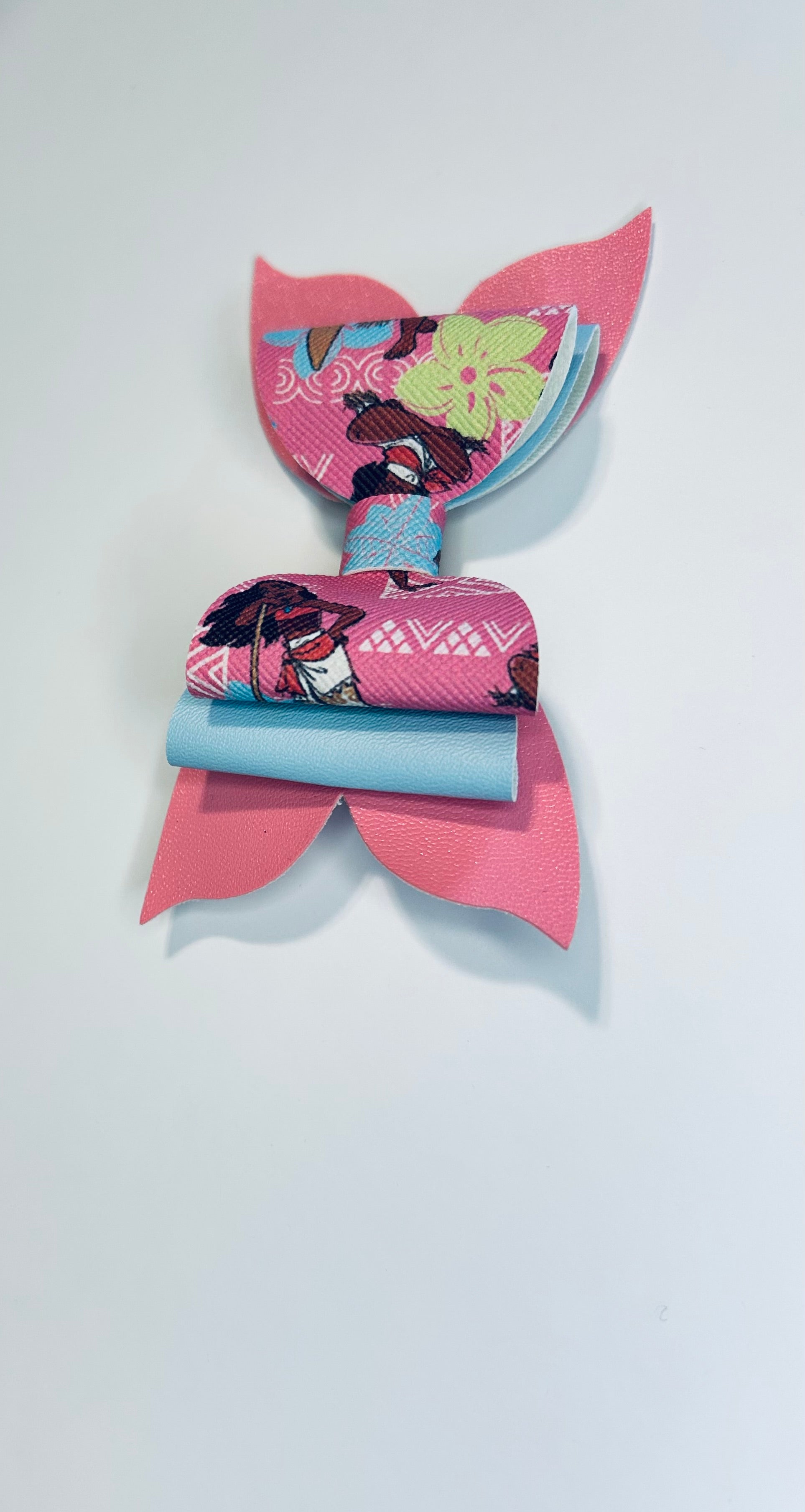 Moana Adventure Bow