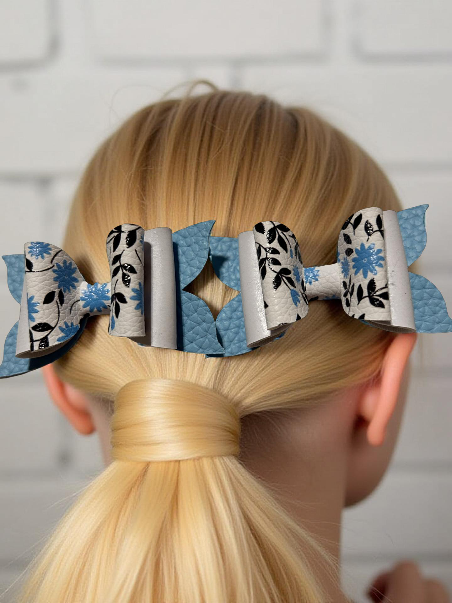 Blue Blossom Bite-Size Bows