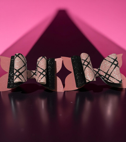Pinky Kris Cross Bite-Size Bows