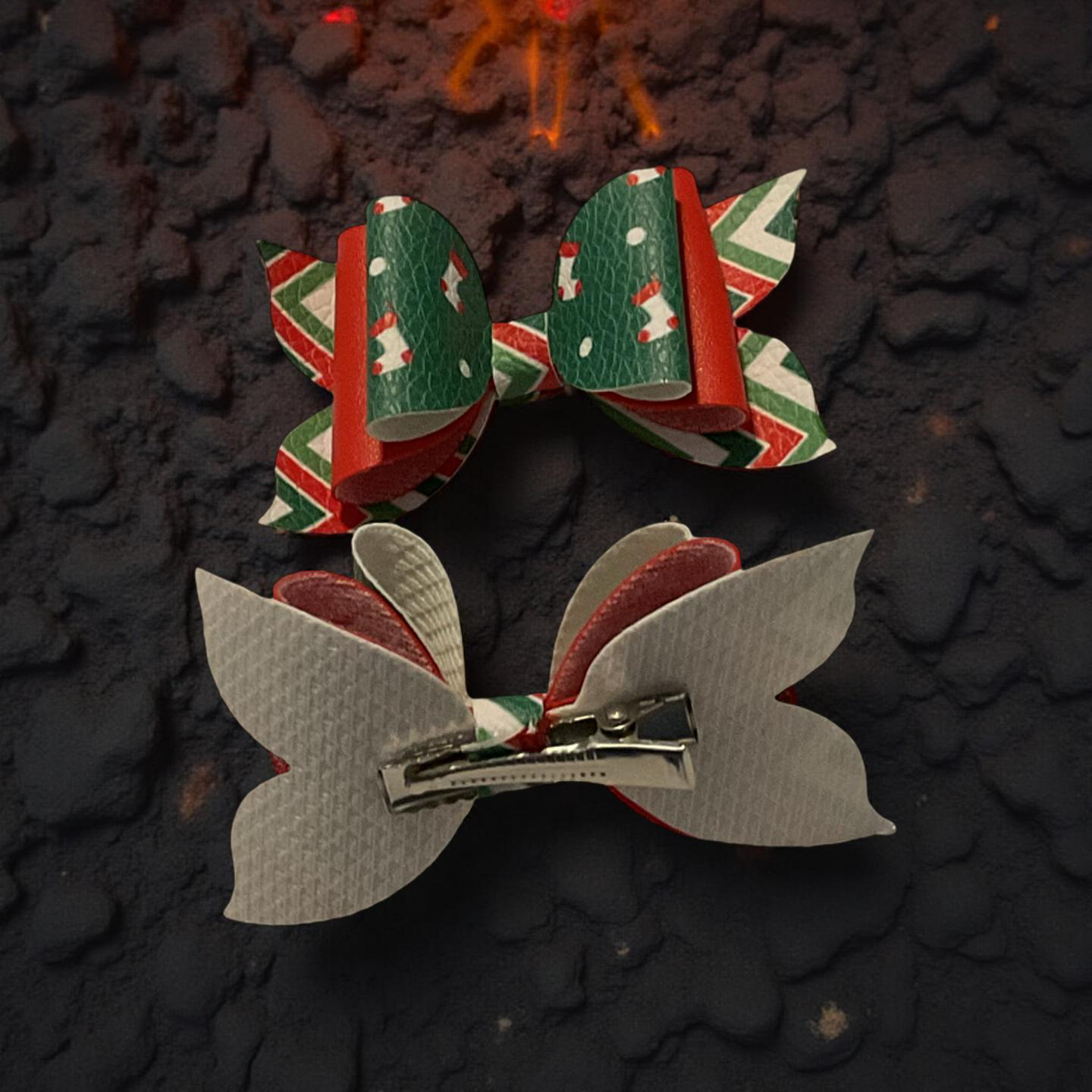 Holiday Stocking & Plaid Bite - Size Bows