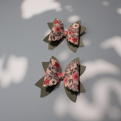 Blossom & Sage Bite- Size Bows