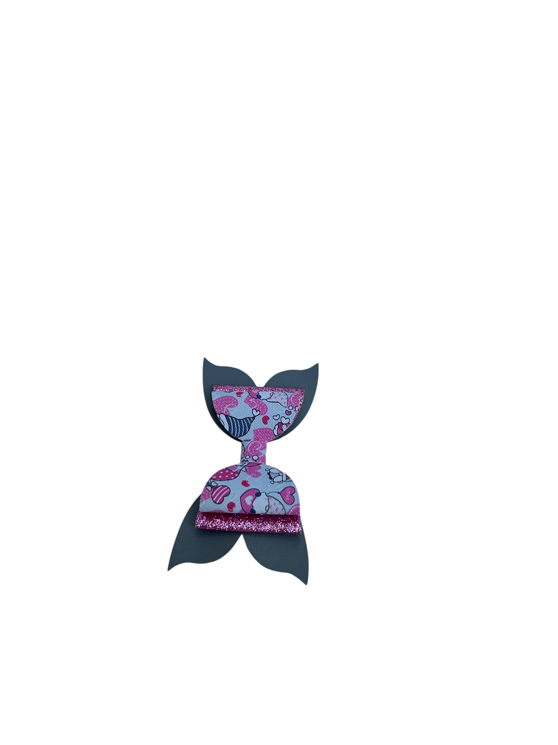 Love Gnome Glitter Bow