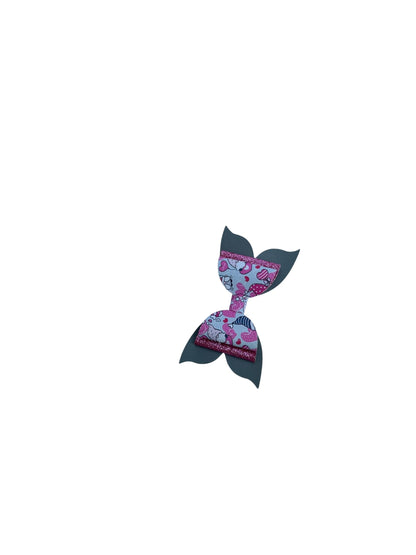 Love Gnome Glitter Bow