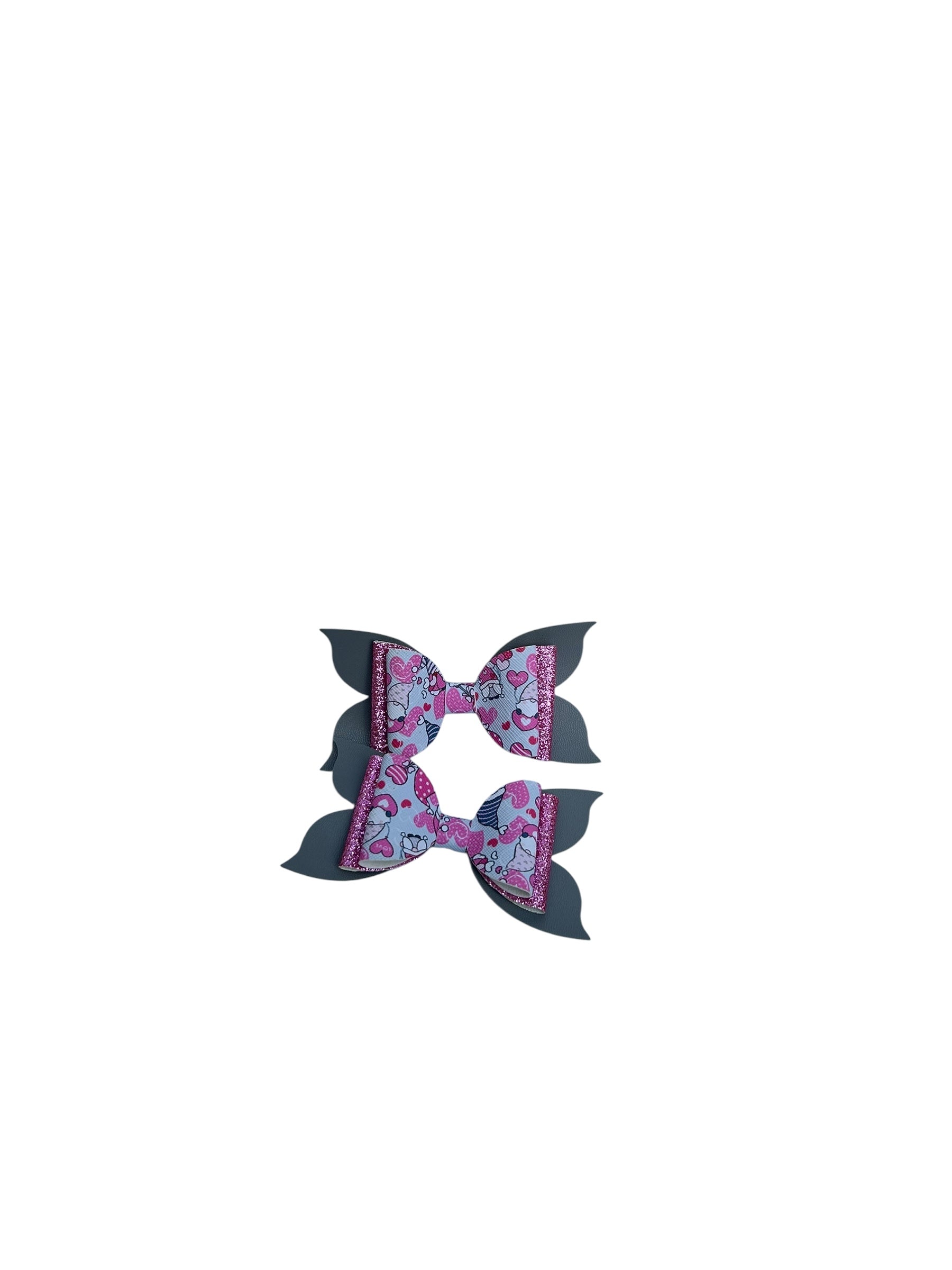 Love Gnome Glitter Bow